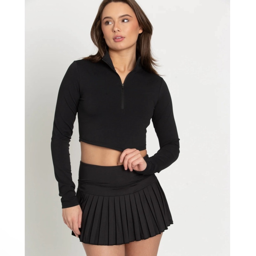 Gold hindge skirts